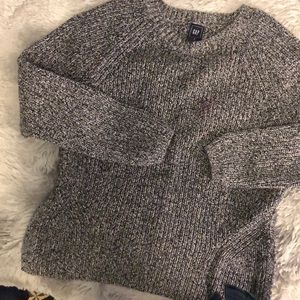 Gap medium sweater